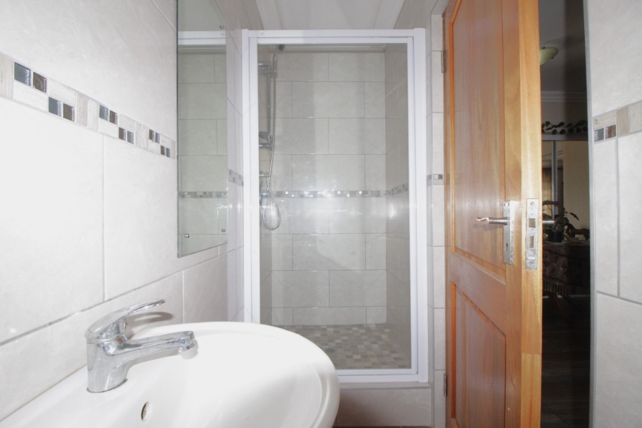 3 Bedroom Property for Sale in Wavecrest Eastern Cape